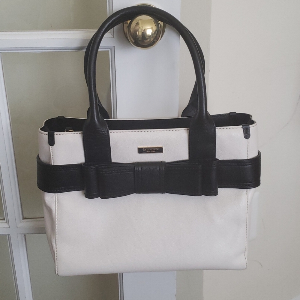COPY - Kate Spade Villabella Quinn Double Bow Bag…